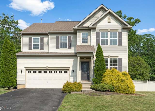 Property at 420 Huntingdon Dr, Williamstown, NJ 08094, 5 beds, 2.5 baths