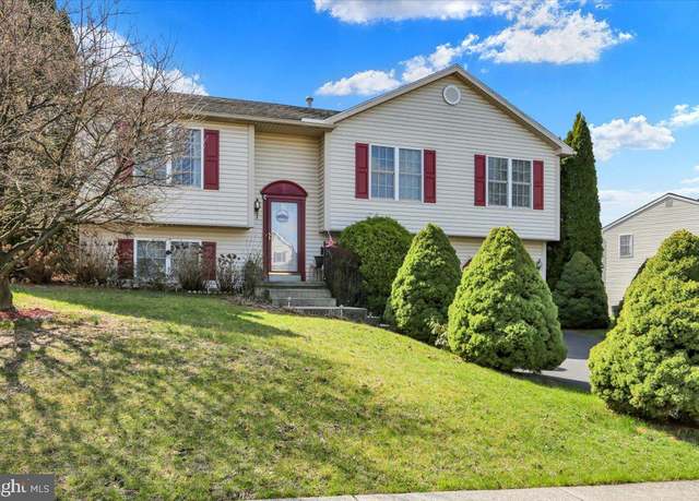 Property at 3302 Wyoming Dr N, Reading, PA 19608, 3 beds, 2 baths