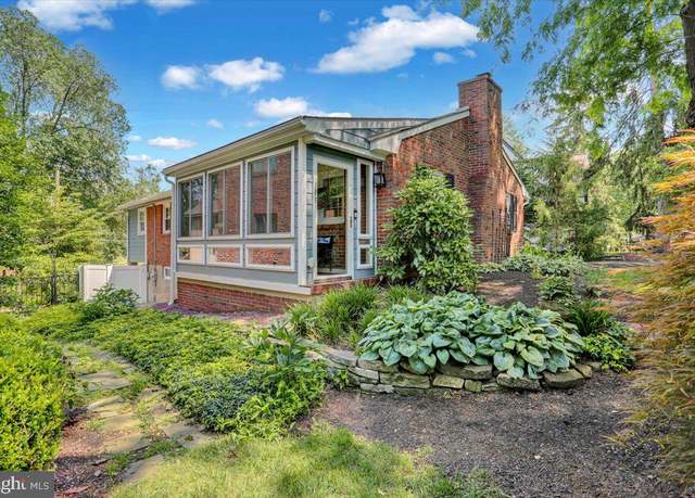 Property at 109 Wyomissing Blvd, Wyomissing, PA 19610, 2 beds, 2 baths