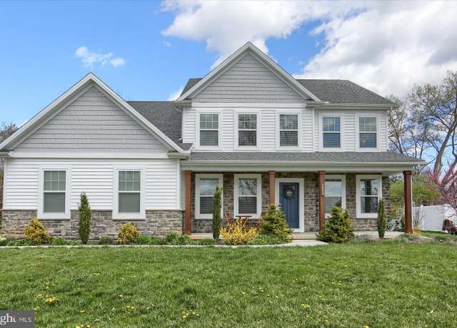 Property at 103 Steven Dr, Mechanicsburg, PA 17050, 4 beds, 2.5 baths