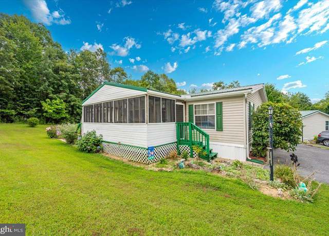 Property at 10655 Bailey Springs Ln, Waynesboro, PA 17268, 3 beds, 2 baths