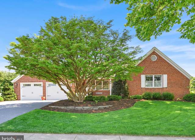 Property at 1117 Marilyn Ave, Ephrata, PA 17522, 4 beds, 2.5 baths