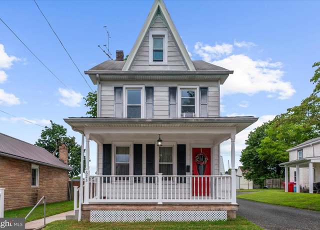 Property at 623 Lemon St, Pottstown, PA 19464, 3 beds, 1 bath