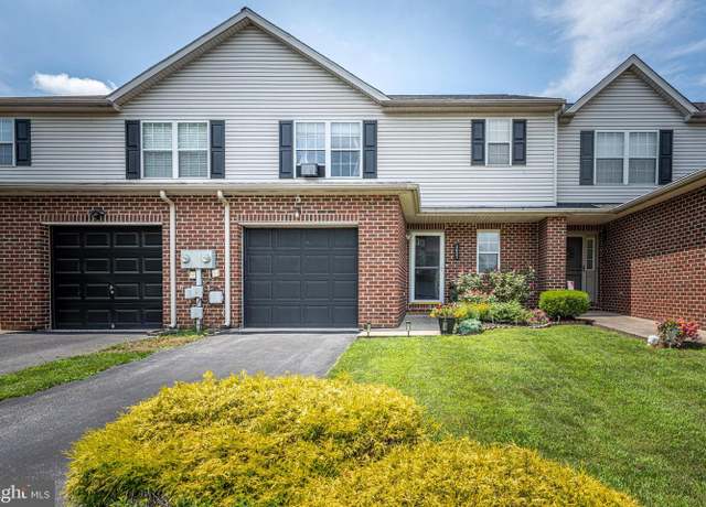 Property at 2621 Penns Ridge Blvd, Easton, PA 18040, 3 beds, 2.5 baths