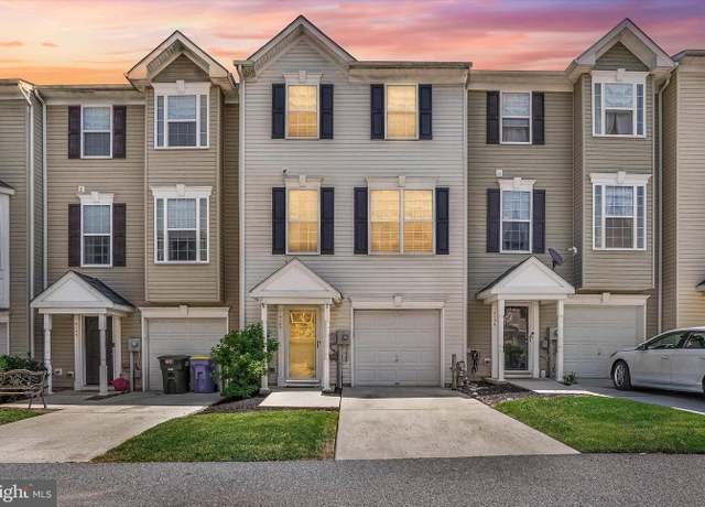 Property at 4140 Strawbridge Ct, Dover, PA 17315, 3 beds, 2.5 baths