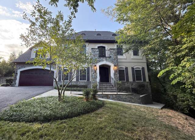 Property at 4621 24th Rd N, Arlington, VA 22207, 4 beds, 3.5 baths