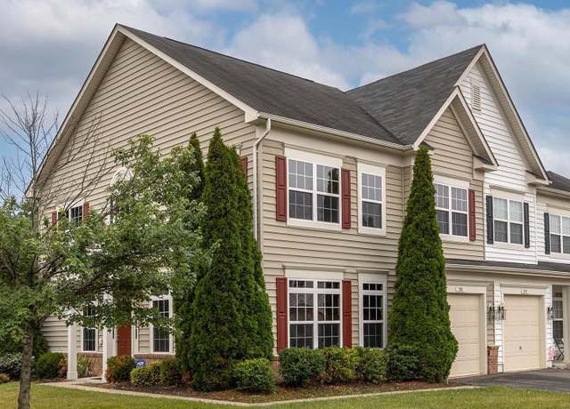 Property at 205 Kintyre Ln, Stephens City, VA 22655, 3 beds, 2.5 baths