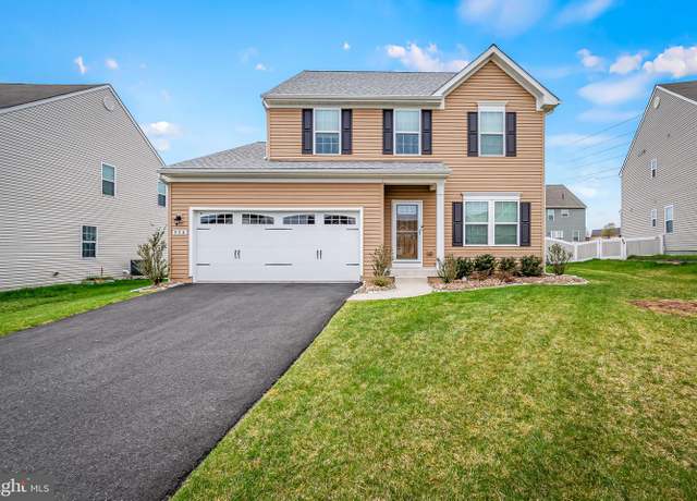 Property at 906 Oakfields Ct, Middle River, MD 21220, 3 beds, 3.5 baths