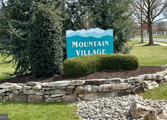 Property at 5804 Lantana Cir Unit B, Frederick, MD 21703, 2 beds, 1 bath