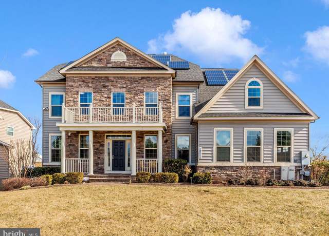 Property at 18311 Chelsea Knolls Dr, Mount Airy, MD 21771, 5 beds, 3.5 baths