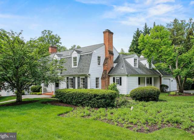 Property at 7125 Darby Rd, Bethesda, MD 20817, 4 beds, 3.5 baths