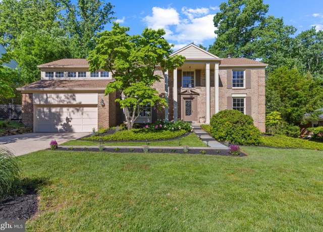 Property at 10814 Hob Nail Ct, Potomac, MD 20854, 4 beds, 2.5 baths