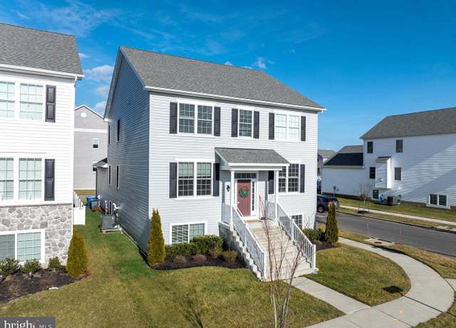 Property at 247 Breeding Blvd, Stevensville, MD 21666, 6 beds, 4.5 baths