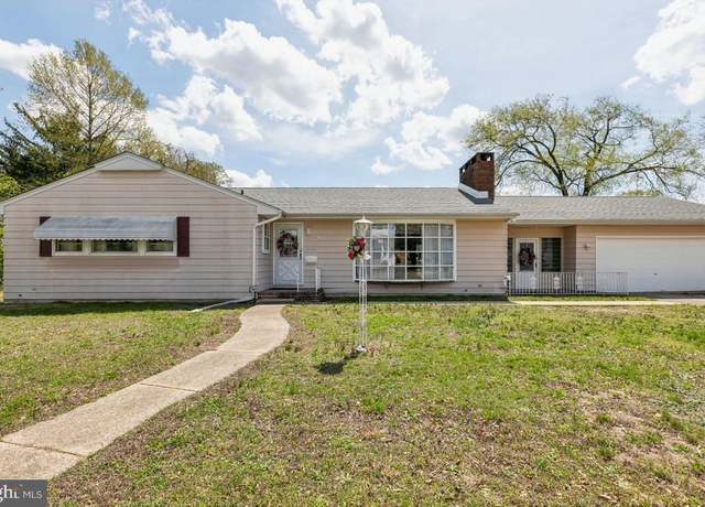 Property at 212 W Pleasant St, Hammonton, NJ 08037, 3 beds, 2 baths