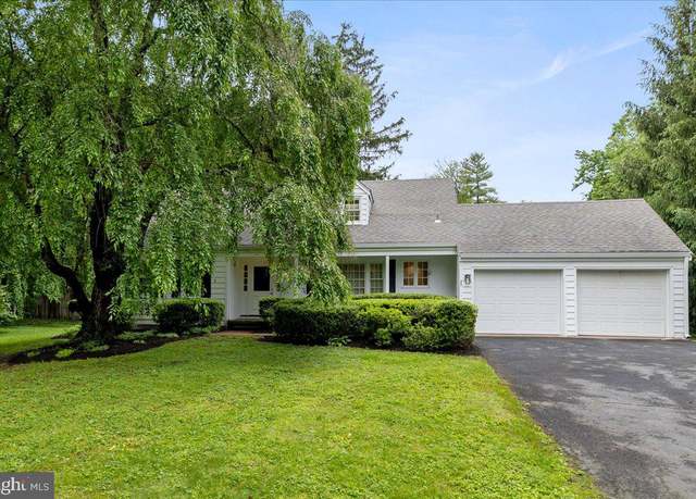 Property at 33 Duffield Pl, Princeton, NJ 08540, 3 beds, 2 baths