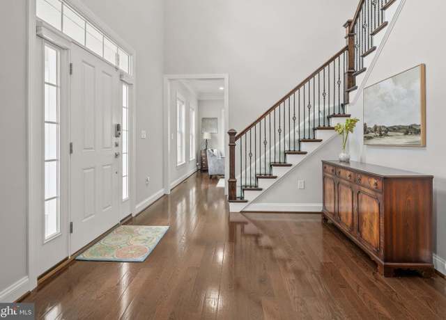 Property at 7911 Fort Hunt Rd, Alexandria, VA 22308, 8 beds, 8.5 baths