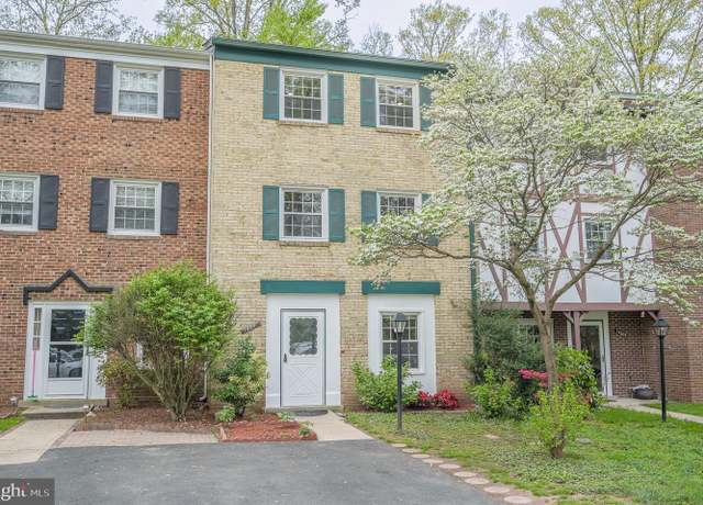 Property at 14807 Maidstone Ct, Centreville, VA 20120, 3 beds, 3 baths