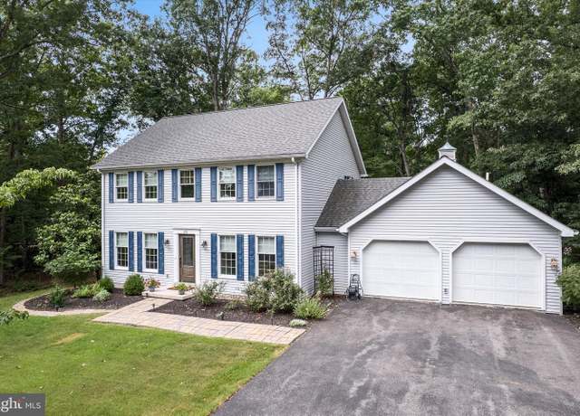 Property at 311 Lakeside Loop, Ridgeley, WV 26753, 4 beds, 2.5 baths