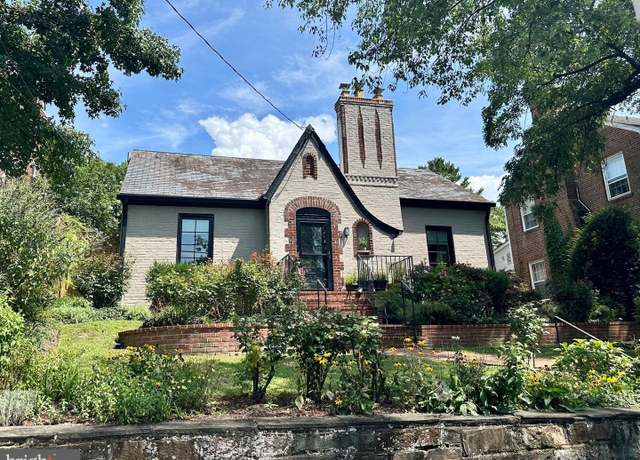 Property at 5337 28th St NW, Washington, DC 20015, 3 beds, 2.5 baths