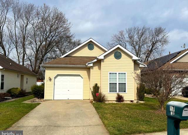 Property at 17 Belmont Ave, Edgewater Park, NJ 08010, 2 beds, 2 baths