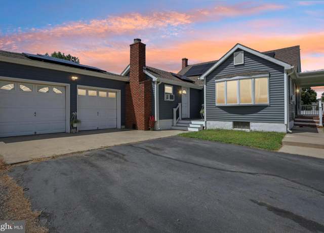 Property at 306 Sykesville Rd, Chesterfield, NJ 08515, 2 beds, 1 bath