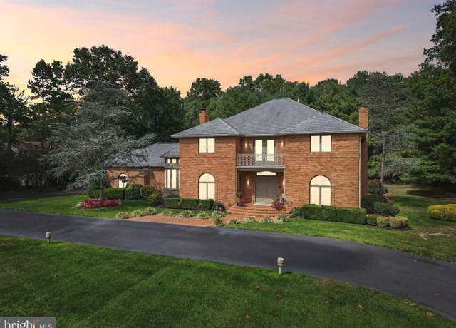 Property at 3136 Silverwood Ln, Vineland, NJ 08361, 4 beds, 4.5 baths