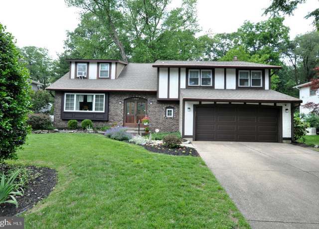 Property at 1384 Bunker Hill Dr, Cherry Hill, NJ 08003, 5 beds, 3.5 baths