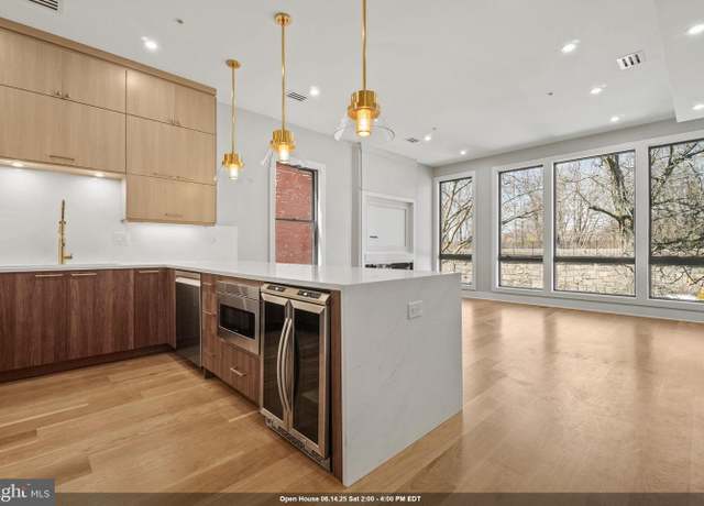 Property at 160 Central Ave Unit B, Jersey City, NJ 07307, 3 beds, 2 baths