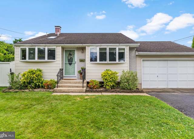 Property at 101 Elton Ave, Hamilton, NJ 08620, 3 beds, 1.5 baths