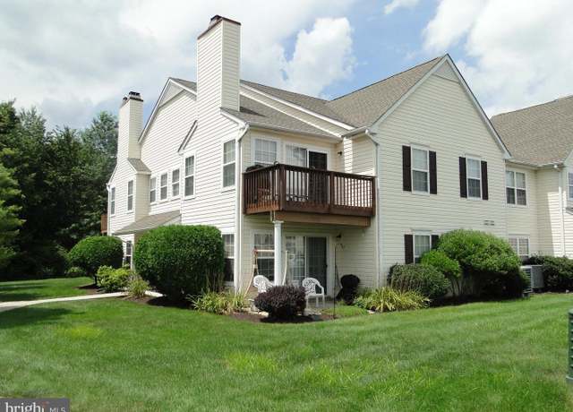 Property at 57 Wagon Wheel Rd, Quakertown, PA 18951, 2 beds, 2 baths