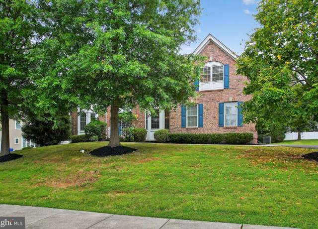 Property at 628 Deerbrook Dr, Yardley, PA 19067, 5 beds, 4 baths