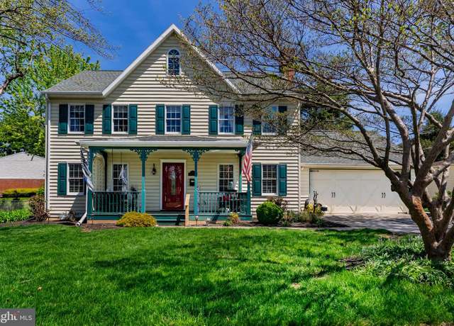 Property at 497 Glenn St, Mechanicsburg, PA 17055, 3 beds, 2.5 baths