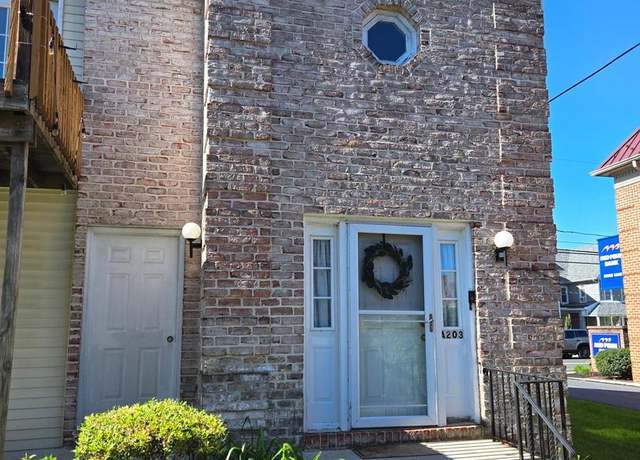 Property at 2142 Market St Unit 203 A, Camp Hill, PA 17011, 2 beds, 2 baths