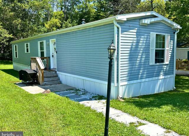 Property at 187 Creekside Manor Dr, Lehighton, PA 18235, 2 beds, 2 baths