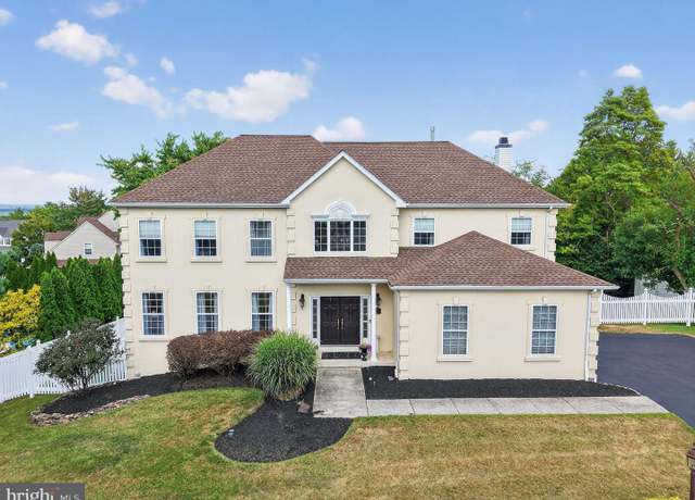Property at 4013 Bittersweet Cir, Collegeville, PA 19426, 4 beds, 2.5 baths