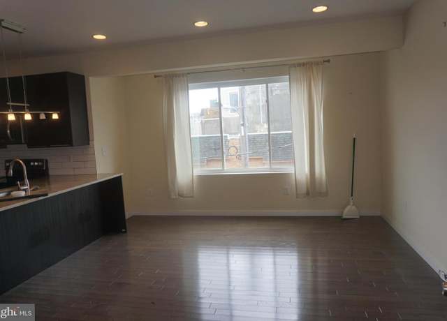 Property at 1131 S 20th St, Philadelphia, PA 19146, 8 beds, 7 baths