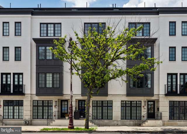 Property at 742 S Broad St, Philadelphia, PA 19146, 4 beds, 5 baths