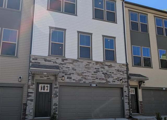 Property at 13190 Nixon Ln, Woodbridge, VA 22193, 3 beds, 3.5 baths