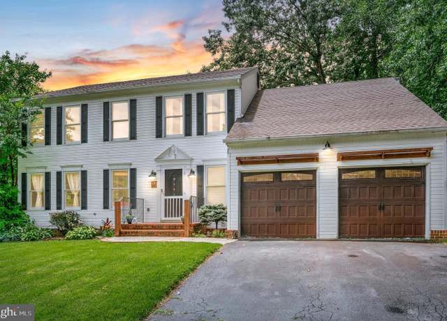 Property at 2 Snow Meadow Ln, Stafford, VA 22554, 4 beds, 3.5 baths