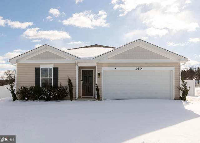 Property at 140 Gumspring Dr, Charles Town, WV 25414, 4 beds, 2 baths