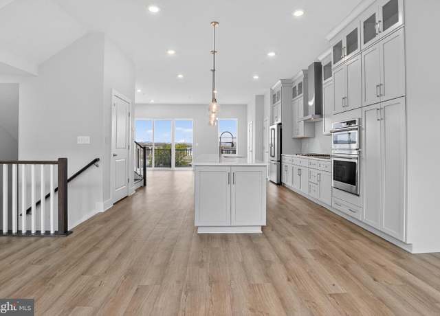 Property at 2618 Ferry Bar Dr, Baltimore, MD 21230, 5 beds, 4.5 baths