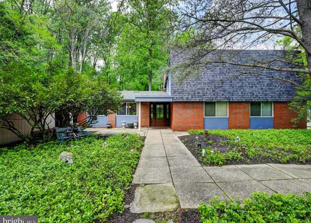 Property at 3604 Barberry Ct, Pikesville, MD 21208, 4 beds, 3.5 baths