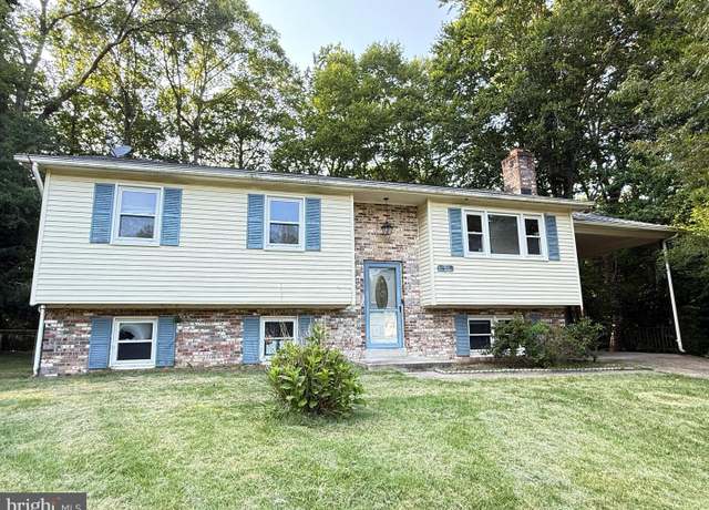 Property at 2200 Bridle Path Dr, Waldorf, MD 20601, 4 beds, 3 baths