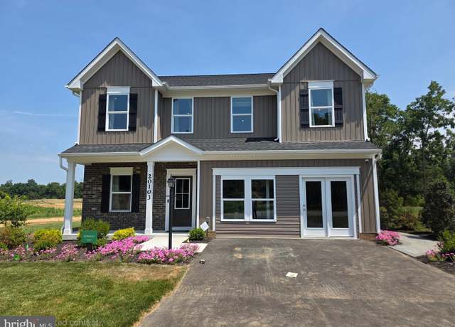 Property at 20103 Regent Cir, Hagerstown, MD 21742, 4 beds, 2.5 baths