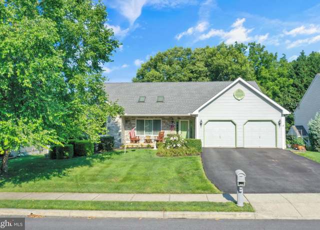 Property at 3116 N Wagner Cir, Sinking Spring, PA 19608, 3 beds, 2.5 baths