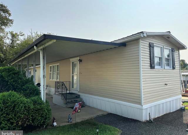 Property at 105 Southwick Dr, Hereford, PA 18056, 2 beds, 1 bath