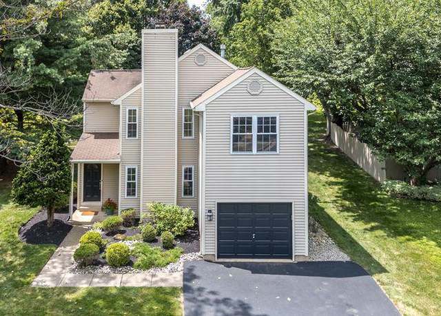 Property at 257 Stanford Pl, Newtown, PA 18940, 3 beds, 2.5 baths