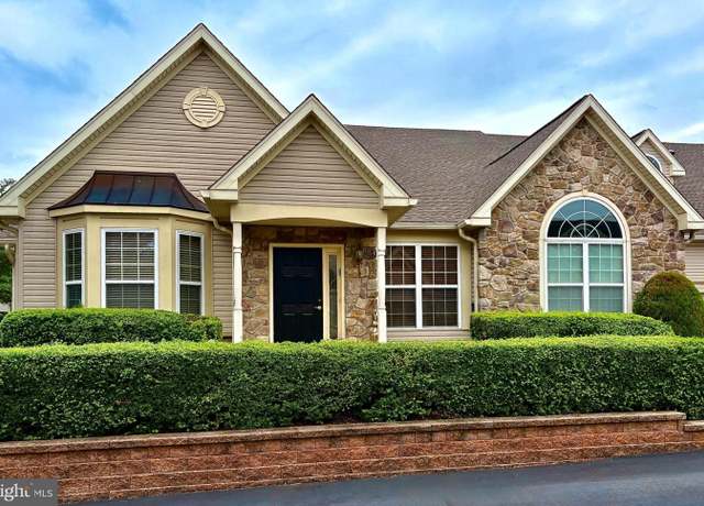 Property at 64 Villa Dr #206, Warminster, PA 18974, 2 beds, 2.5 baths
