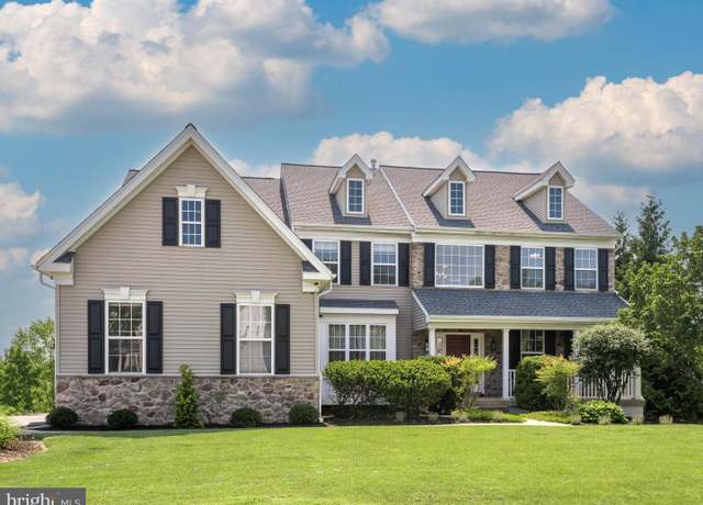 Property at 125 Candlewyck Dr, Avondale, PA 19311, 6 beds, 4.5 baths