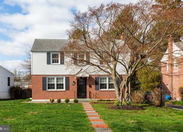 Property at 222 Pickwick Rd, Havertown, PA 19083, 4 beds, 2 baths